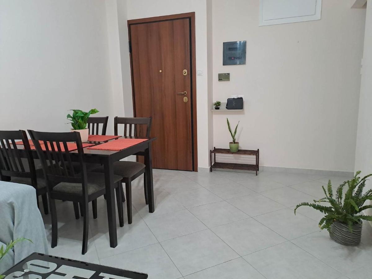 Cozy Apartment In Nea Palatia-Oropo Exterior foto
